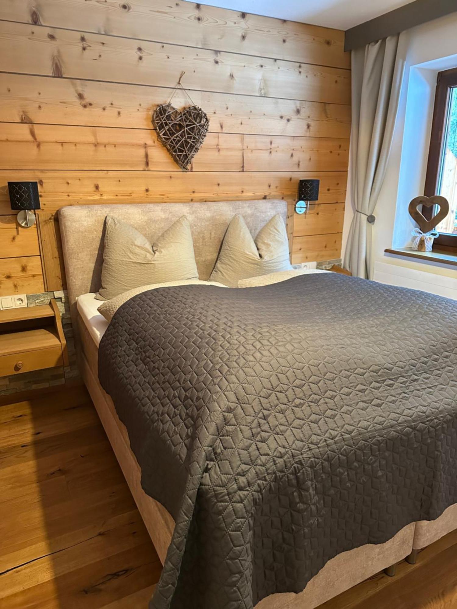 Landhaus Knaus 로이타쉬 외부 사진