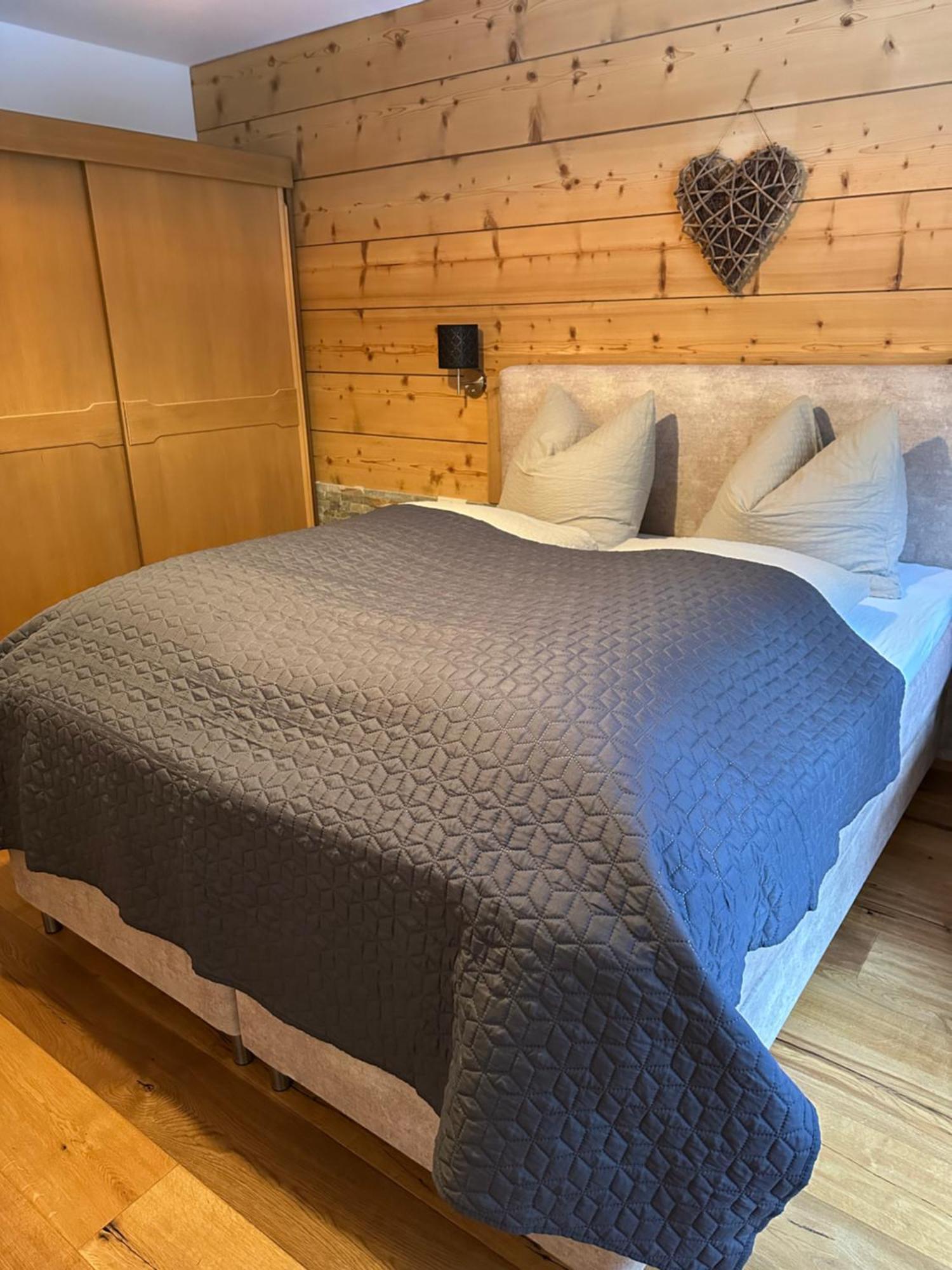 Landhaus Knaus 로이타쉬 외부 사진