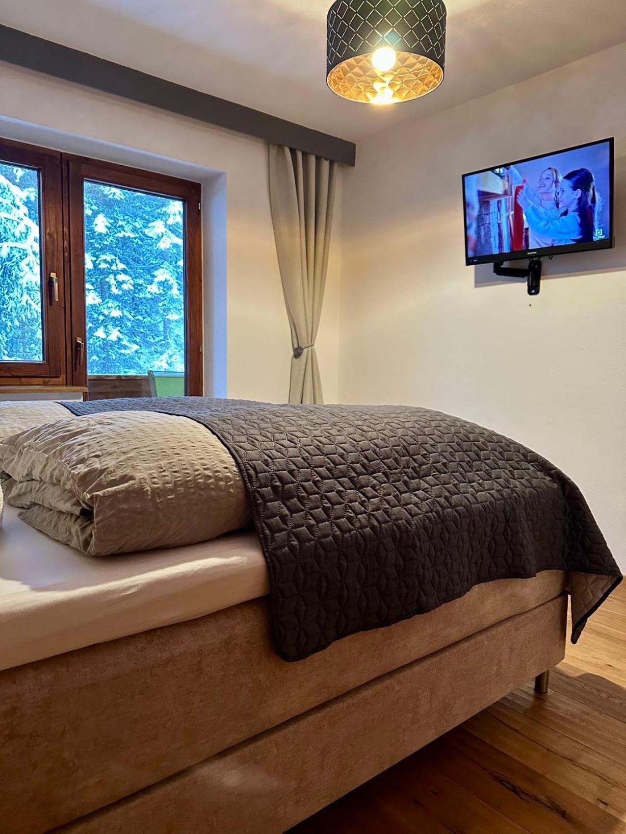 Landhaus Knaus 로이타쉬 외부 사진