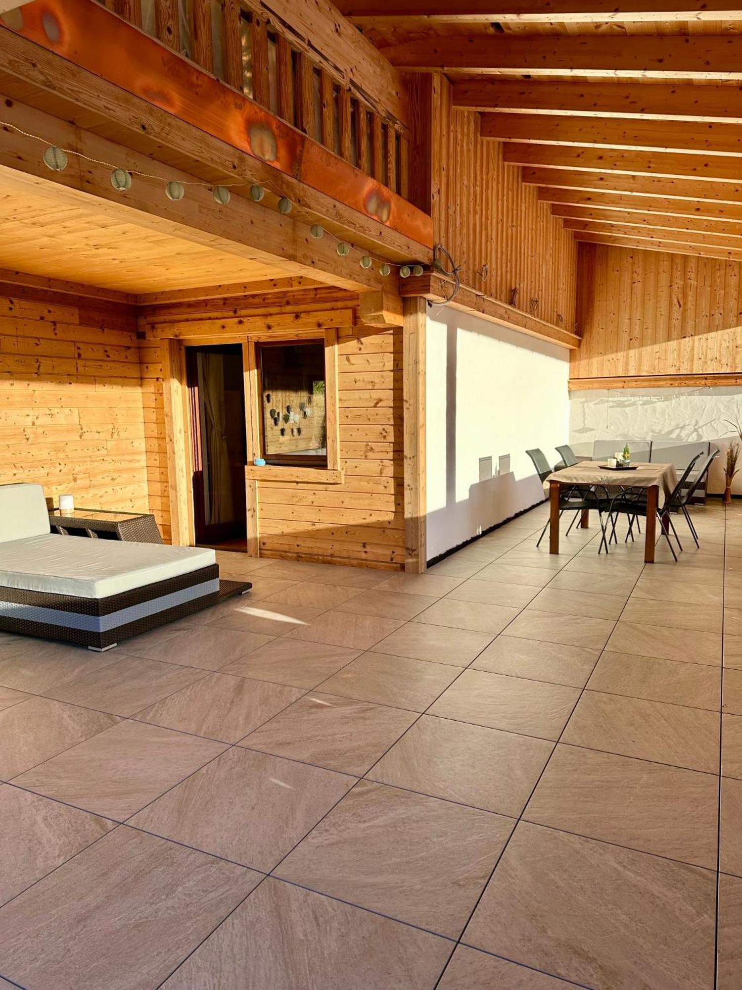Landhaus Knaus 로이타쉬 외부 사진